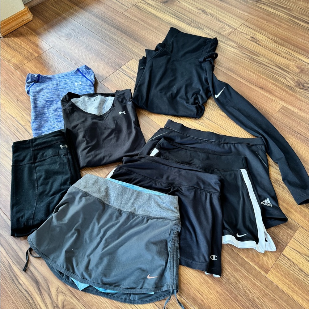 Athletic Apparel Bundle XS
